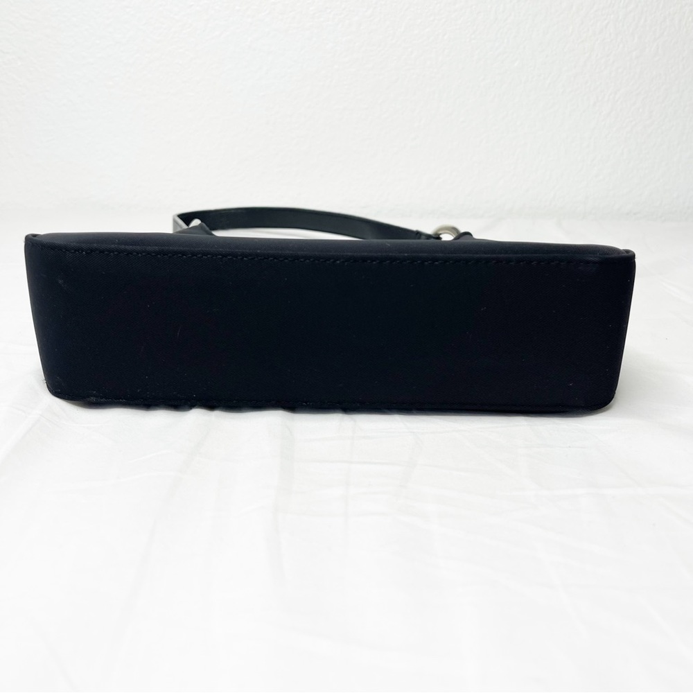 🌸SALE 30%⬇️🌸 Cherokee Black Nylon Shoulder Bag Zip Closure Purse - Picture 9 of 15